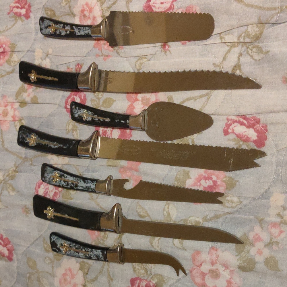 Lifetime Vintage Cutlery Knife Set